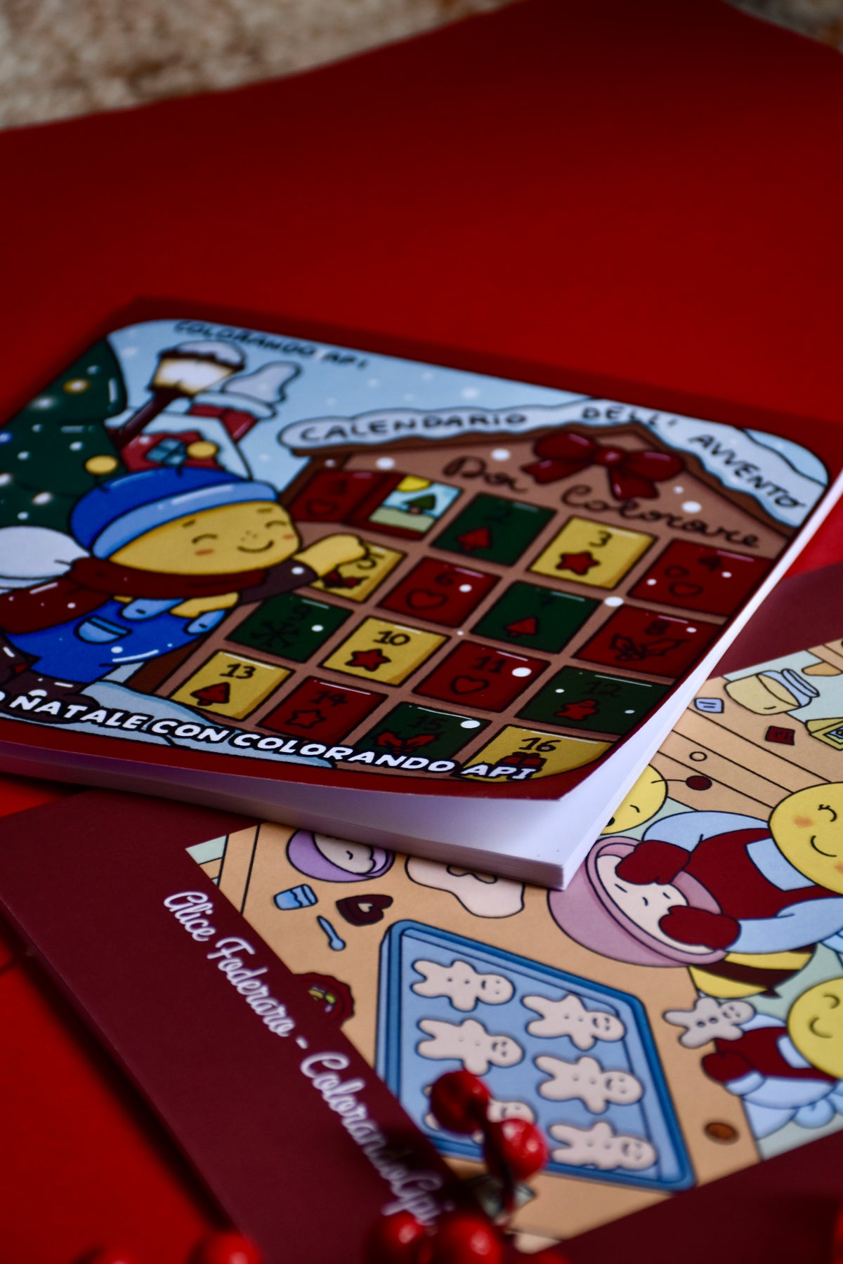 ASPETTANDO NATALE CON COLORANDO API: Calendario dell'avvento da colorare